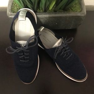 Cole Haan Women’s Navy Oxford flat